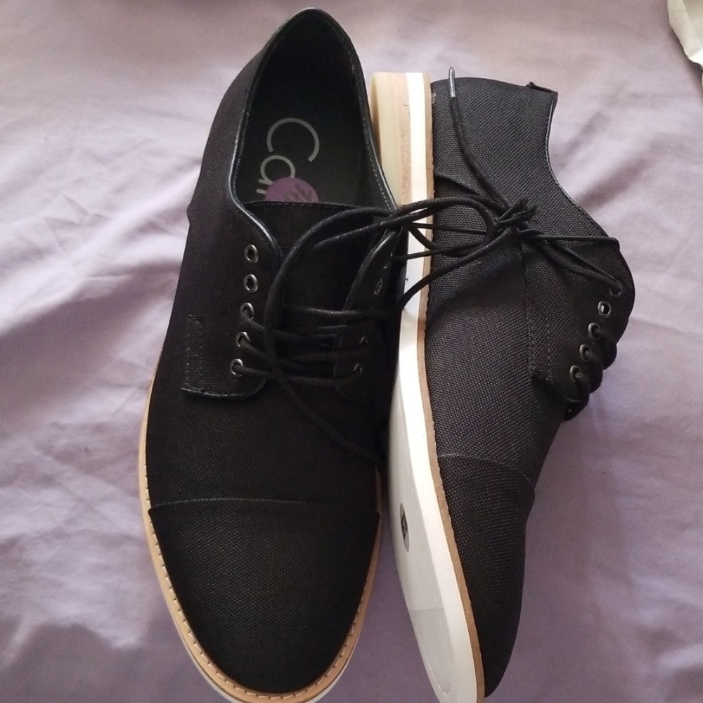 Shoes - Picture 2 of 2